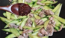 娱乐吃瓜酱长大以后弟弟,从童年到成年的弟弟成长记