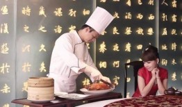 德芙爆料德华丑照视频播放,德芙揭露德华丑照视频引发热议